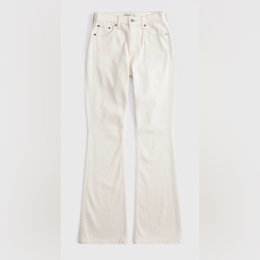 NWT Abercrombie Curve Love High Rise Bootcut Jeans / 38 SHORT